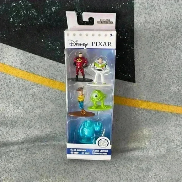 Marvel Die-cast Metal Collectible Figures 5 Pack, Disney Pixar
